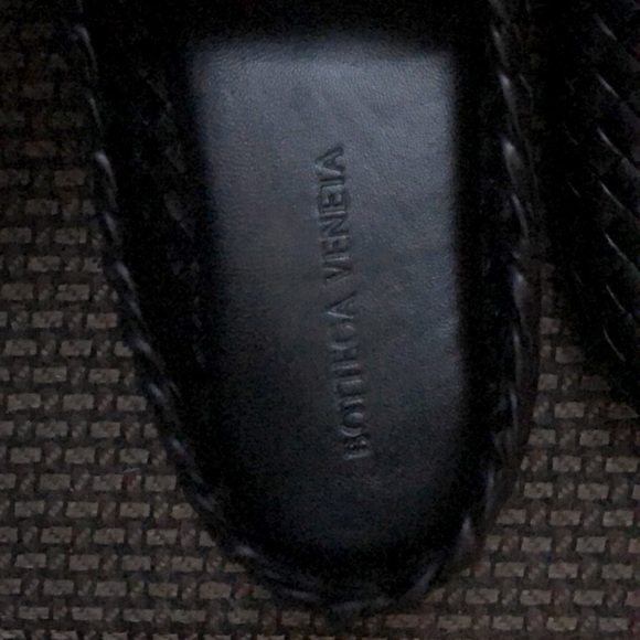 BOTTEGA VENETA SLIP ON MEN LEATHER BLACK SIZE US7 , 40EU - Picture 3 of 6